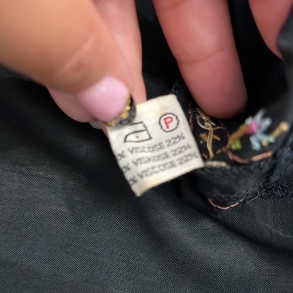 Hand Embroidered Vintage Blouse from China Floral Designs size 36 Small - Picture 8 of 8